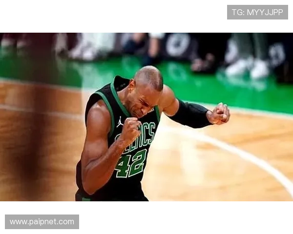 科尔赞霍福德灵活搭配能力助力追梦提升球队表现 科尔赞霍福德灵活搭配能力助力追梦提升球队表现